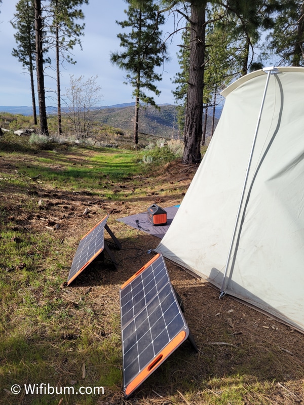 using solar power to charge laptop and phone while camping